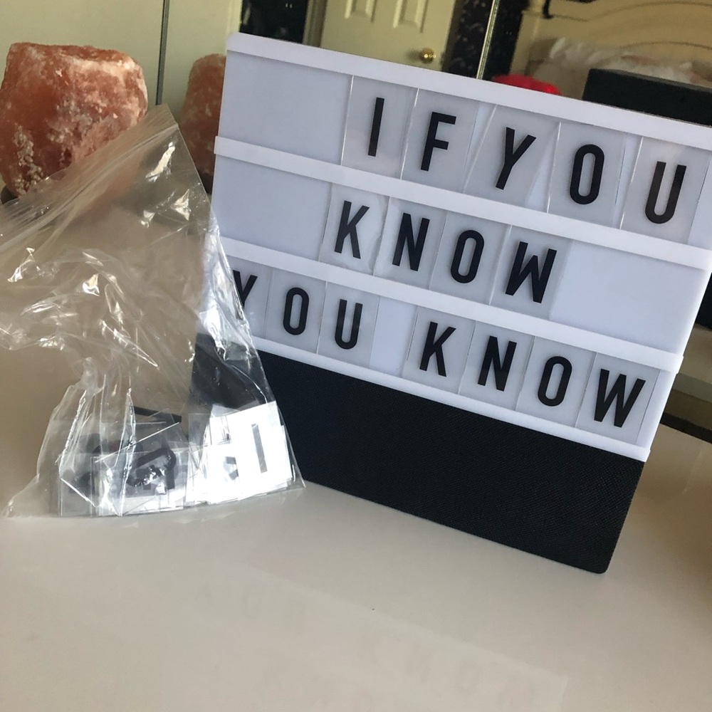 LED SPEAKER AND WORD WRITER.